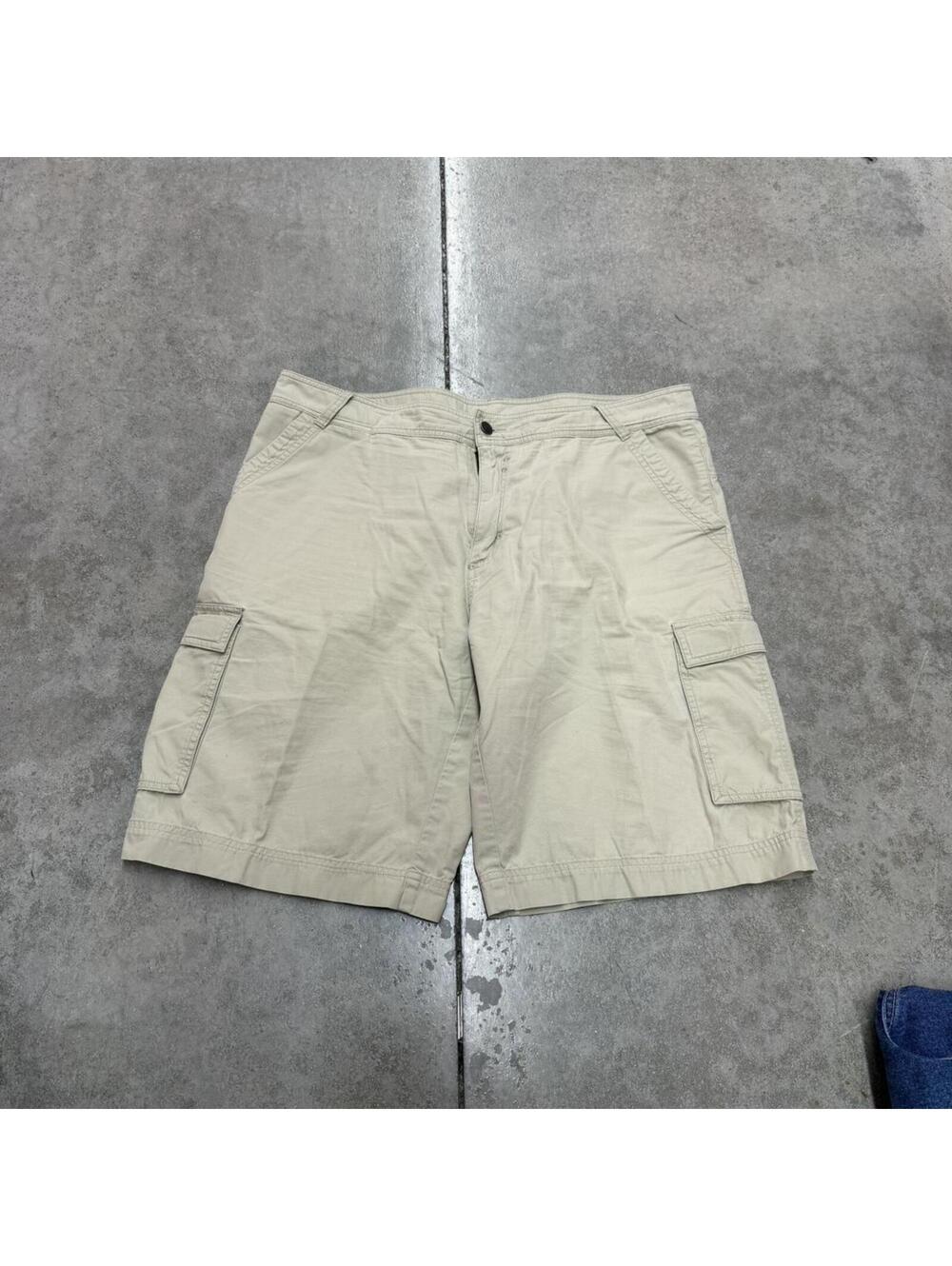 vintage patagonia organic cotton relaxed fit cargo shorts size 38